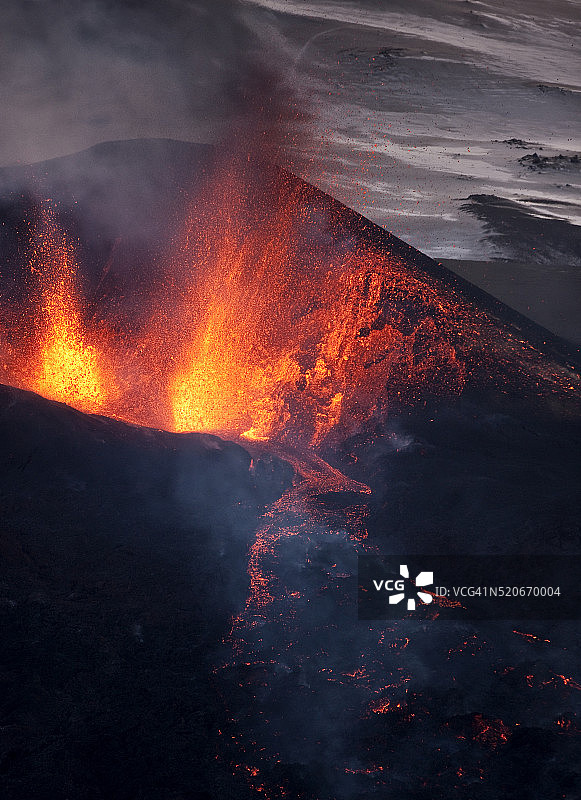 埃亚菲亚德拉冰盖火山喷发图片素材