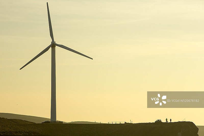 英国坎布里亚郡沃金顿附近的奥尔赛德风力发电场图片素材