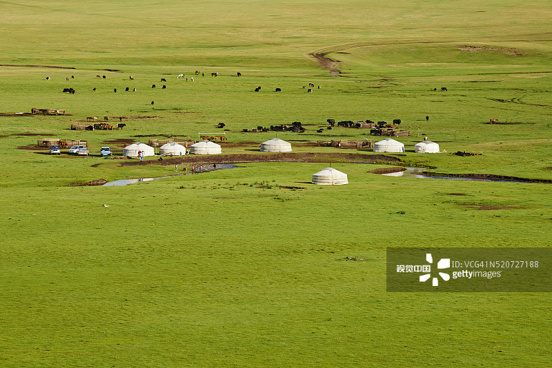 蒙古国后杭爱省游牧营地图片素材