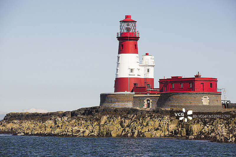 英国诺森伯兰郡法恩群岛和Longstone灯塔图片素材