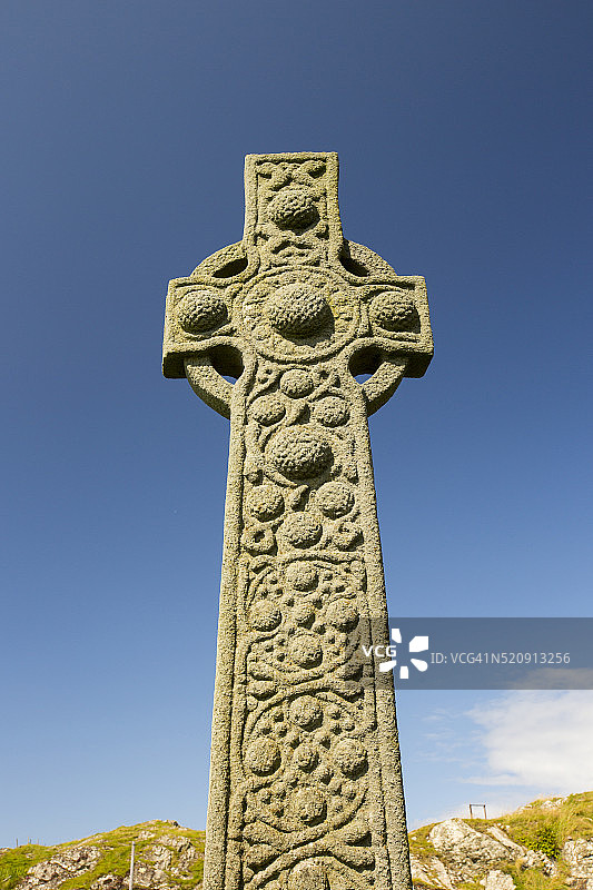 英国苏格兰马尔岛爱奥纳岛爱奥纳修道院的圣奥兰十字架图片素材