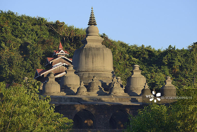 缅甸若开邦妙乌雪塔翁佛塔（16世纪）图片素材