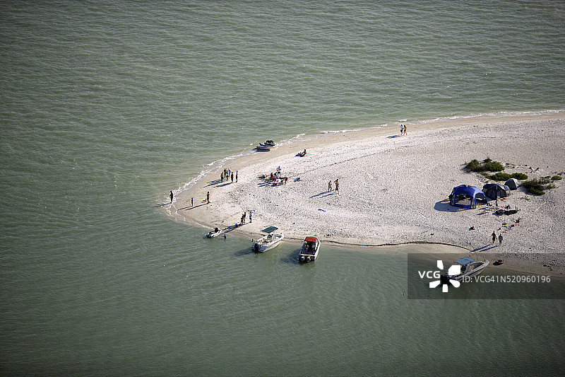 星期日海滩派对图片素材