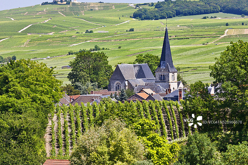 里利拉蒙塔涅香槟小镇图片素材