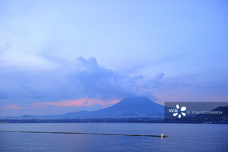 基伍湖，卢旺达/刚果民主共和国图片素材