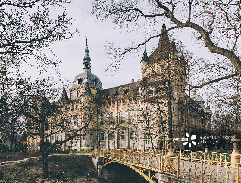 布达佩斯瓦伊达胡尼城堡图片素材