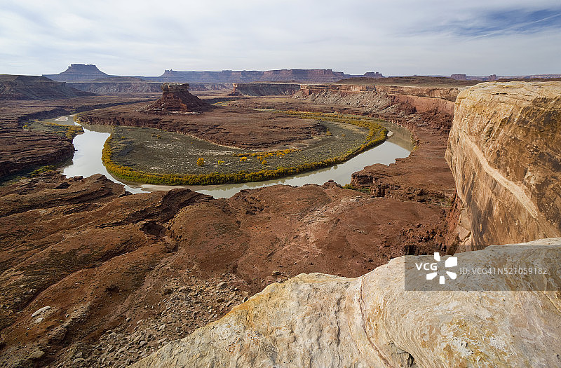 美国犹他州峡谷地国家公园秋季风光图片素材
