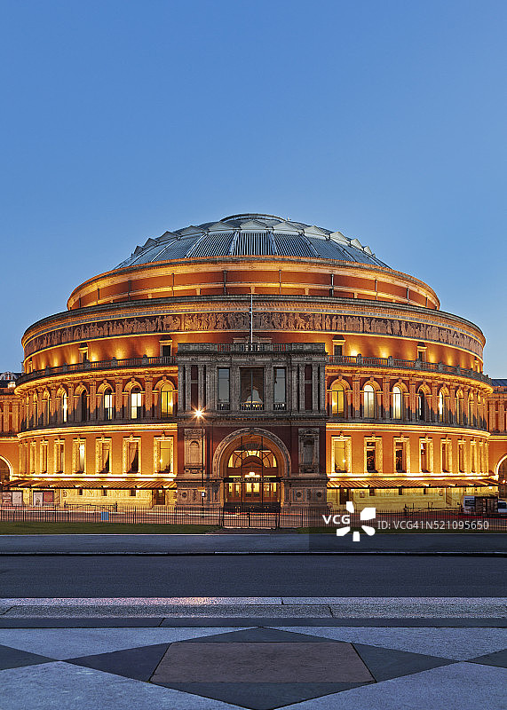 暮色下的皇家阿尔伯特音乐厅图片素材