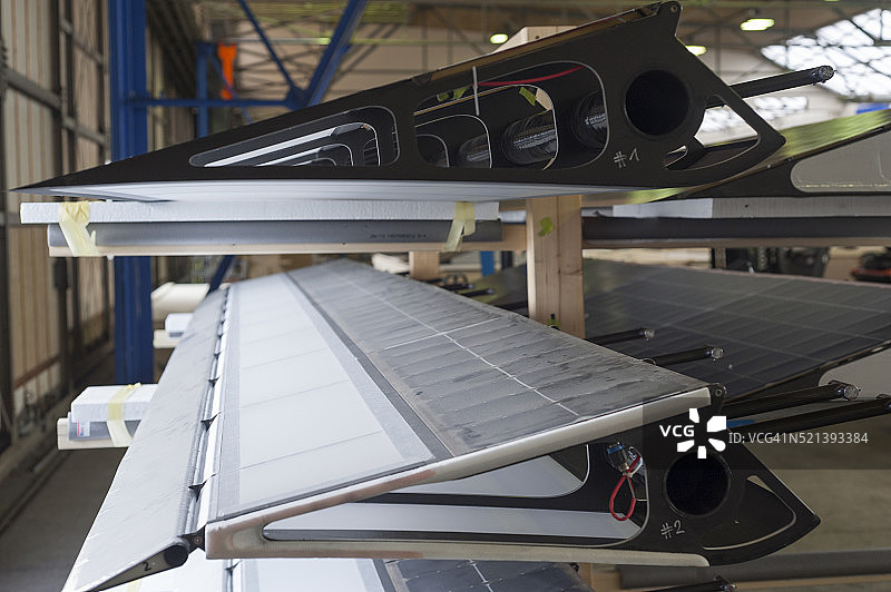 太阳能飞机“阳光动力2号”的制造图片素材