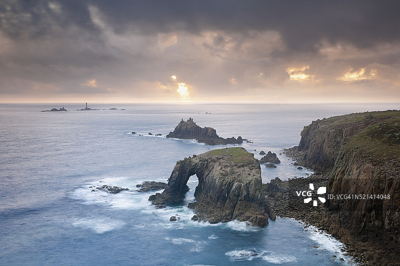 英国康沃尔郡兰兹角的日落图片素材