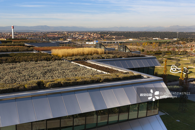 空中花园。气候控制。桑坦德银行金融城。路易斯·巴列霍景观建筑师。西班牙马德里。图片素材