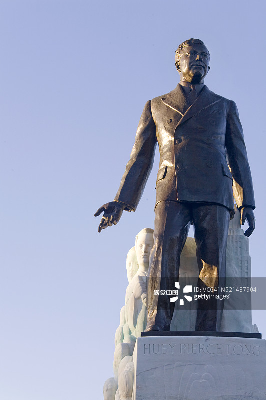 路易斯安那州议会大厦的休伊·朗雕像和陵墓图片素材