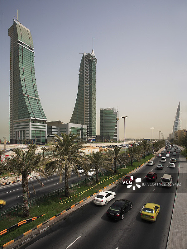 巴林麦纳麦金融港建筑群，费萨尔国王高速公路图片素材