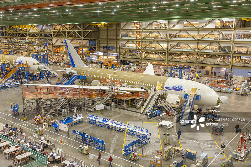 波音工厂787商用客机装配线图片素材