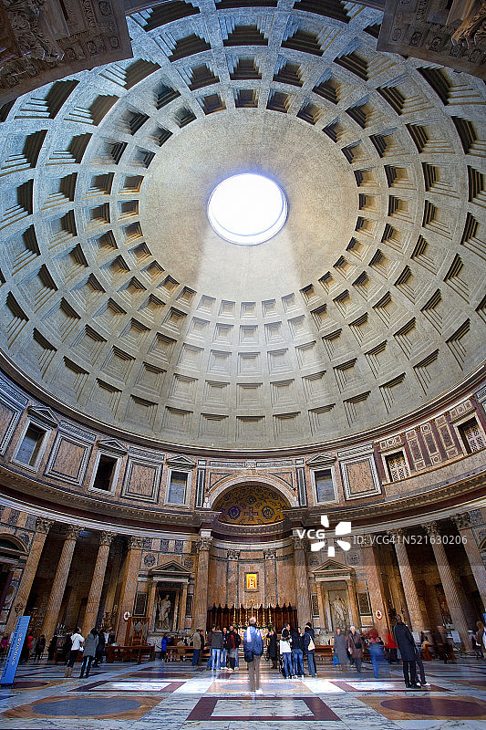 罗马万神殿的圆顶和大厅图片素材