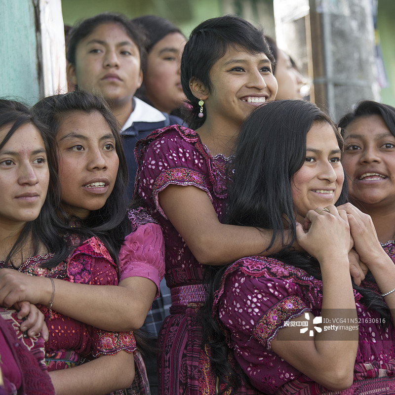 一群危地马拉少女图片素材