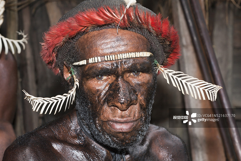 达尼部落的战士图片素材