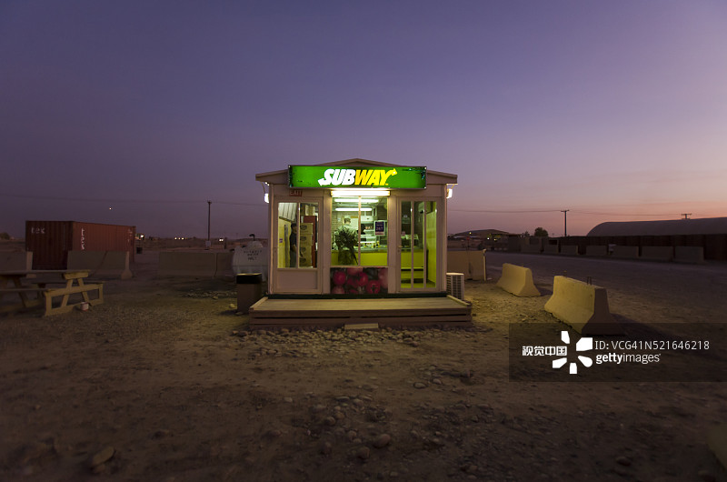 空军基地内的赛百味三明治店图片素材