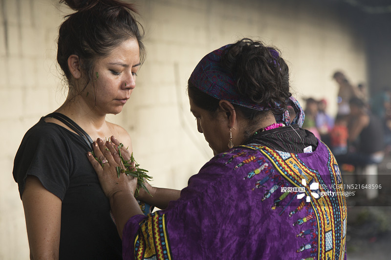 萨满的工作场景图片素材