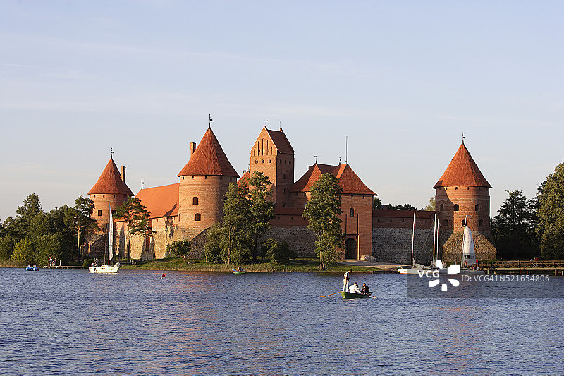 加尔瓦湖和特拉凯城堡图片素材