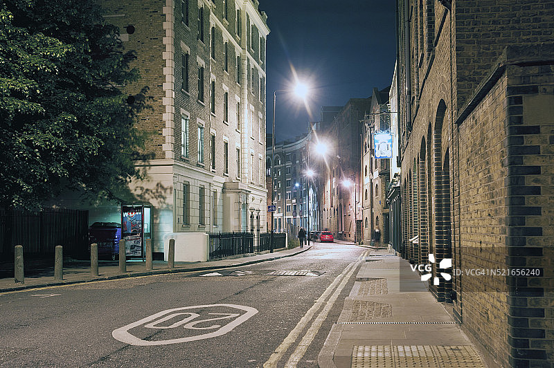 英国伦敦码头区的空旷城市街景图片素材