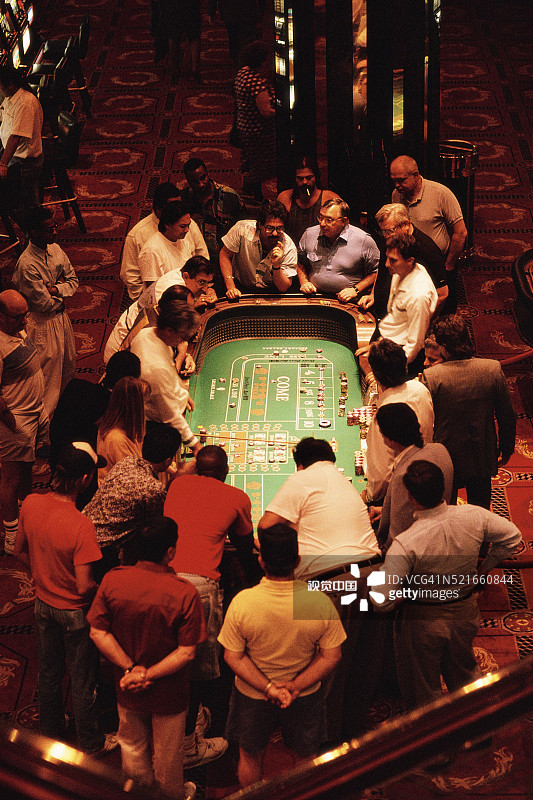 凯撒宫掷骰子游戏图片素材