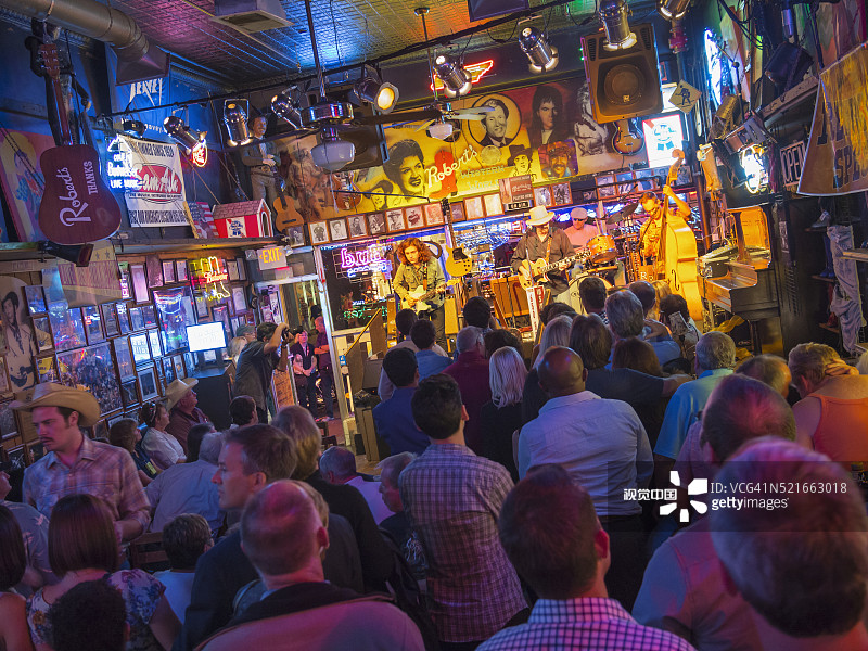 纳什维尔百老汇的现场音乐图片素材