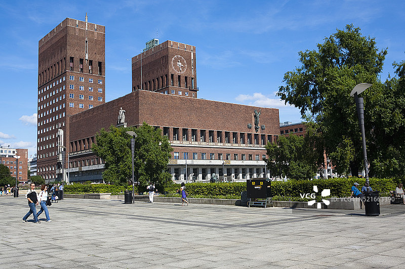 奥斯陆的市政广场和市政厅图片素材