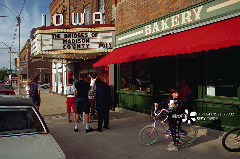 麦迪逊县剧院：《麦迪逊之桥》图片素材