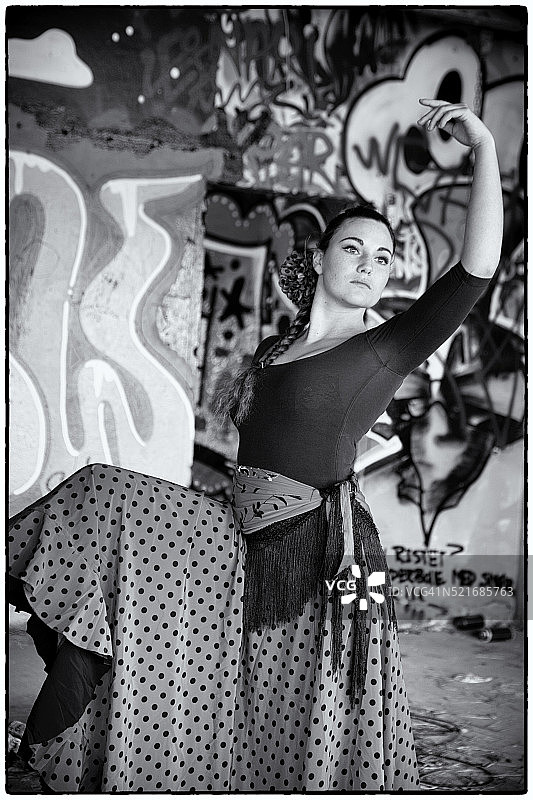 弗拉门戈舞者姿势图片素材