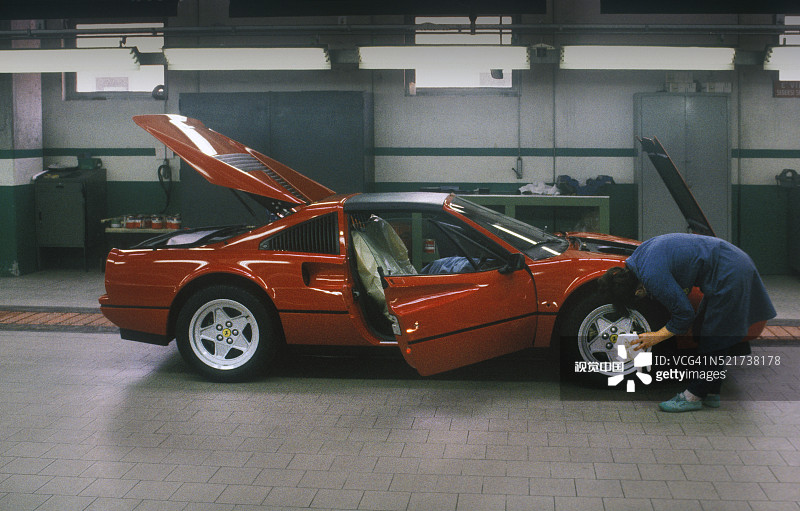 1987年马拉内罗工厂的法拉利生产线图片素材