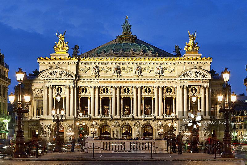 巴黎歌剧院夜景图片素材