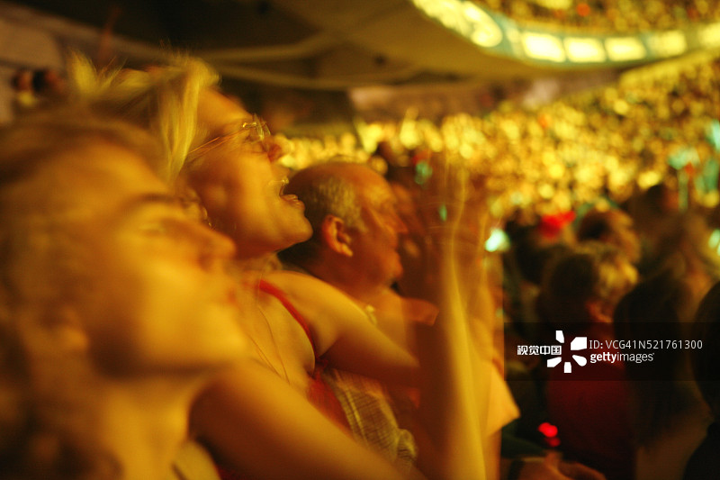 在巴黎举行的滚石乐队演唱会图片素材