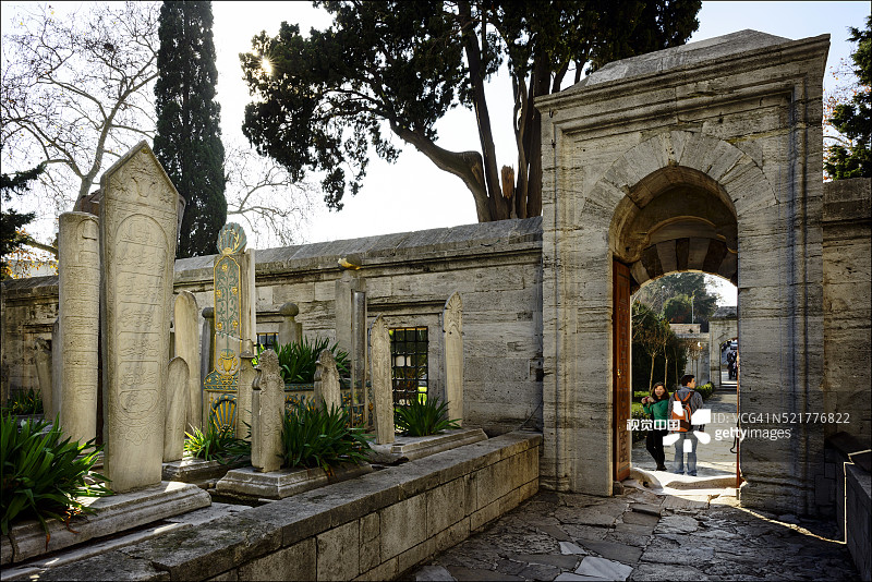 苏莱曼尼耶清真寺的游客图片素材