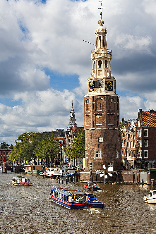 阿姆斯特丹运河和蒙特尔班塔图片素材