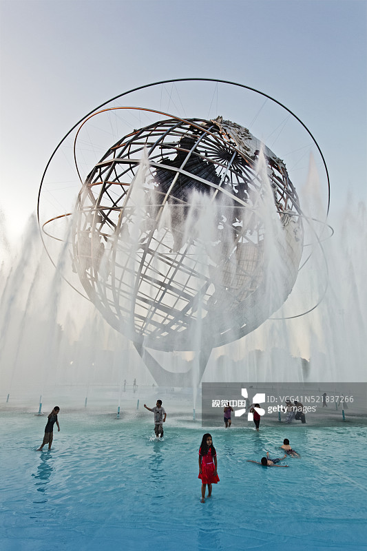 法拉盛草原可乐娜公园的宇宙神球图片素材