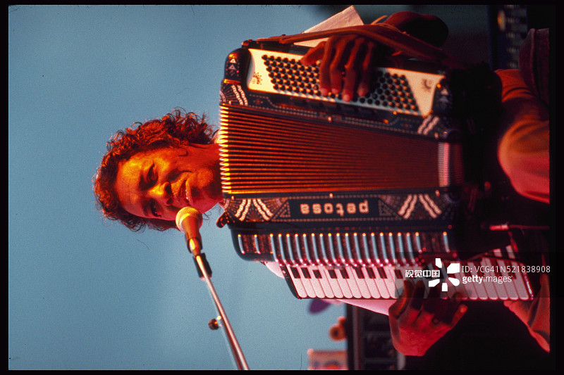 克利夫顿·切尼尔表演图片素材