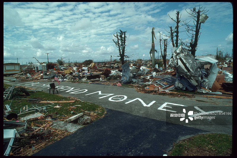 废墟中的信息图片素材