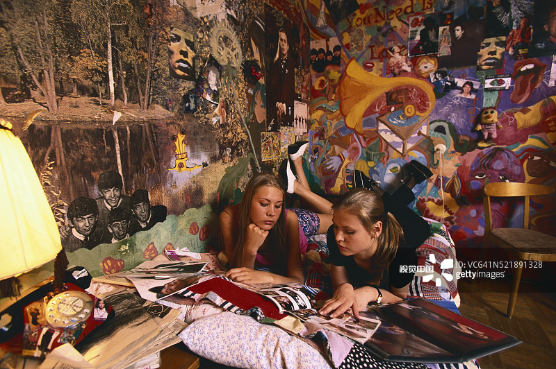 俄罗斯模特Masa和Olga图片素材