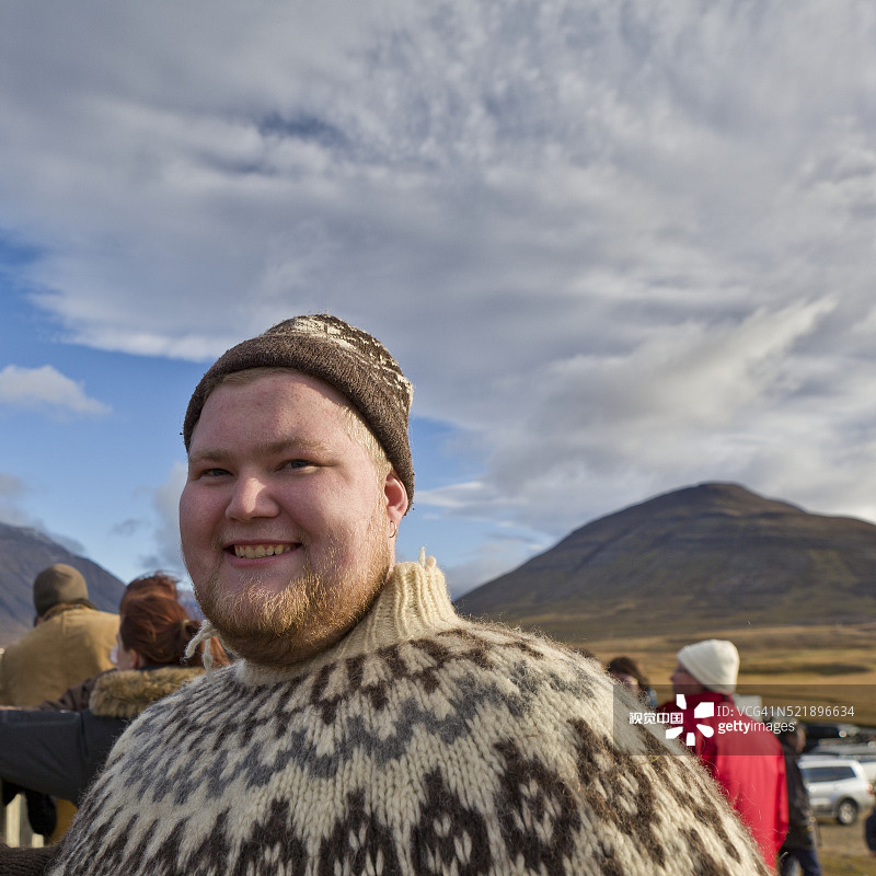 冰岛Laufskalarett年度牧马节上的农民图片素材