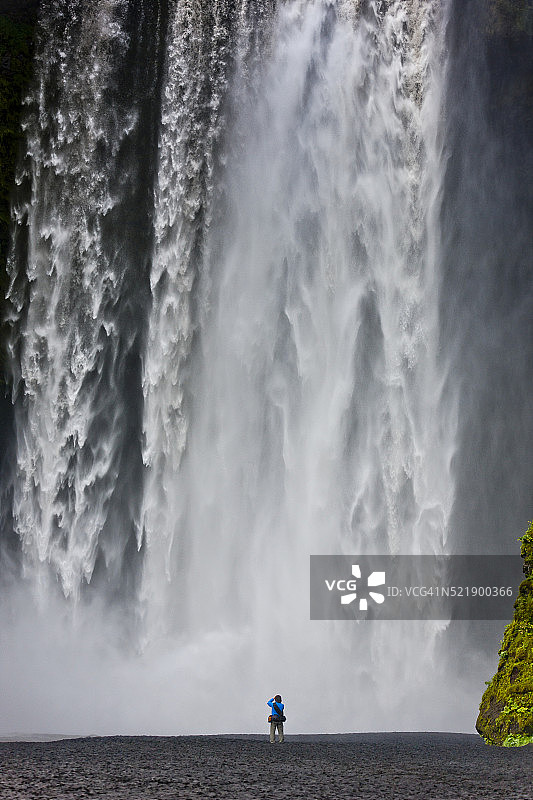 冰岛斯科加瀑布图片素材