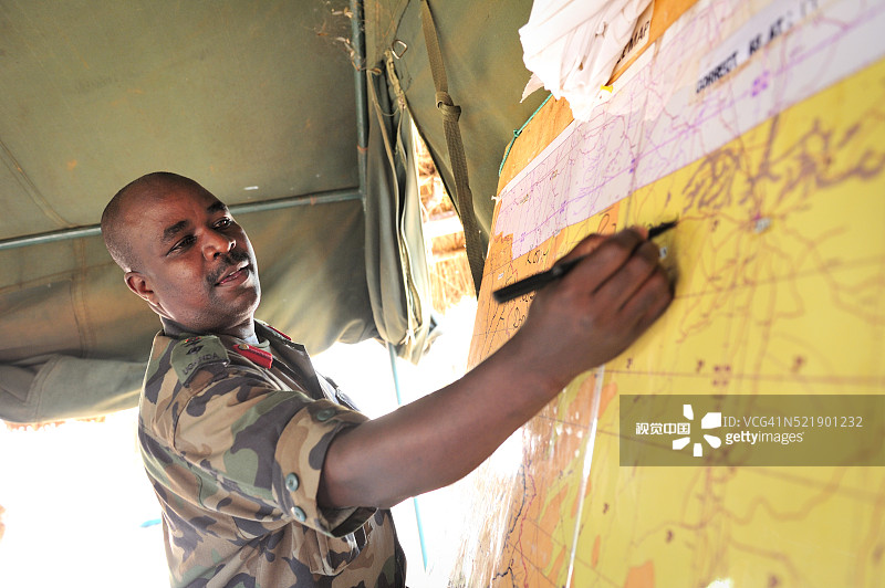 乌干达“闪电雷霆”行动指挥官约瑟夫·巴利库德姆贝上校图片素材