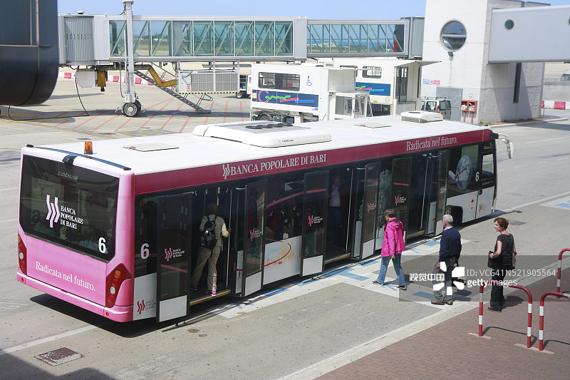 意大利巴里机场巴士图片素材