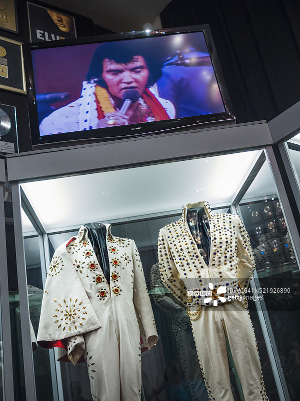 雅园壁球馆内展示的埃尔维斯·普雷斯利纪念品图片素材