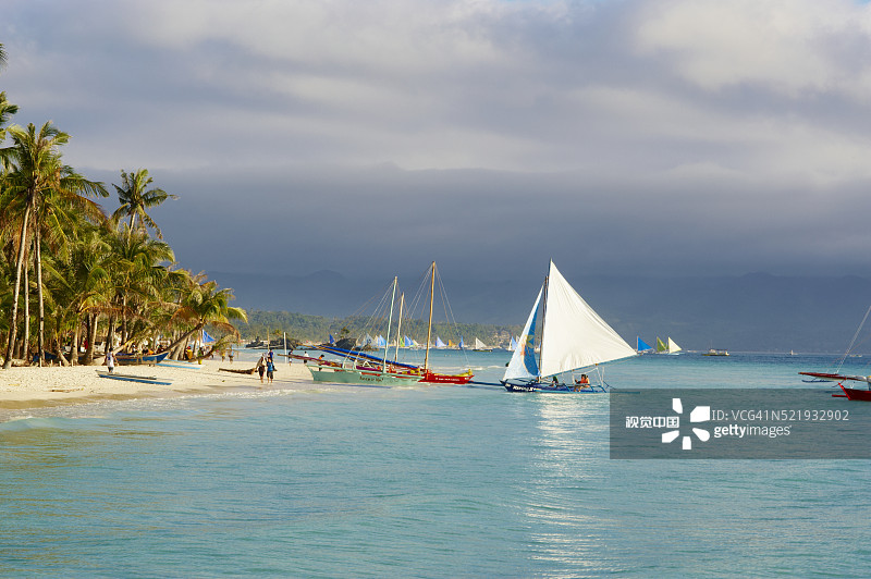 菲律宾长滩岛的白色海滩图片素材