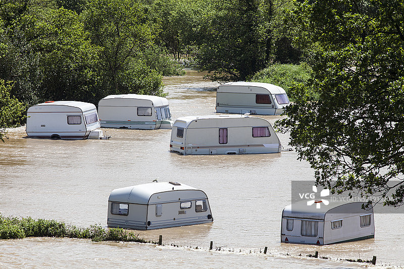 房车营地水灾图片素材