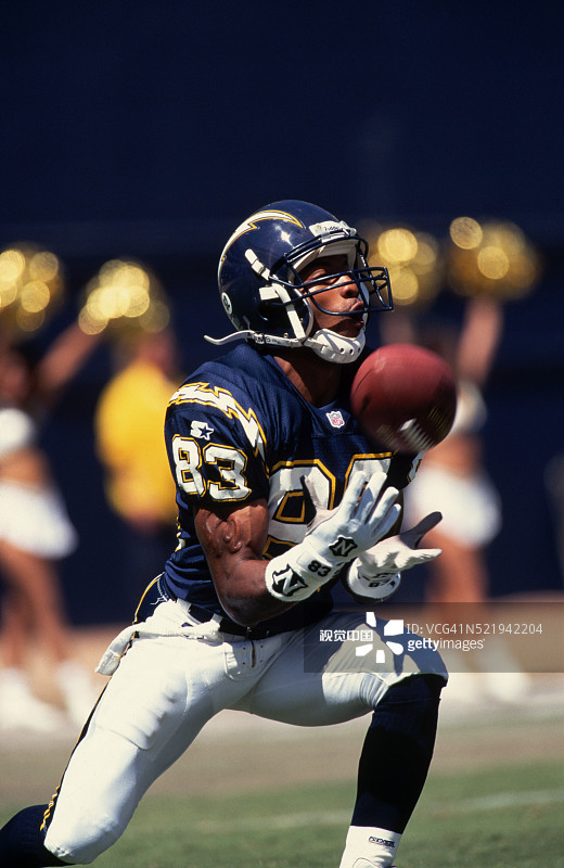 埃里克·比埃内米接球图片素材