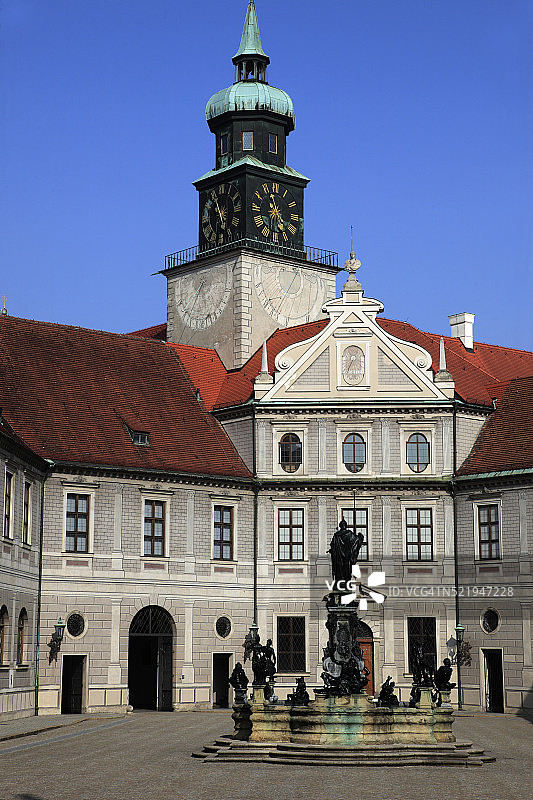 慕尼黑王宫的喷泉庭院图片素材