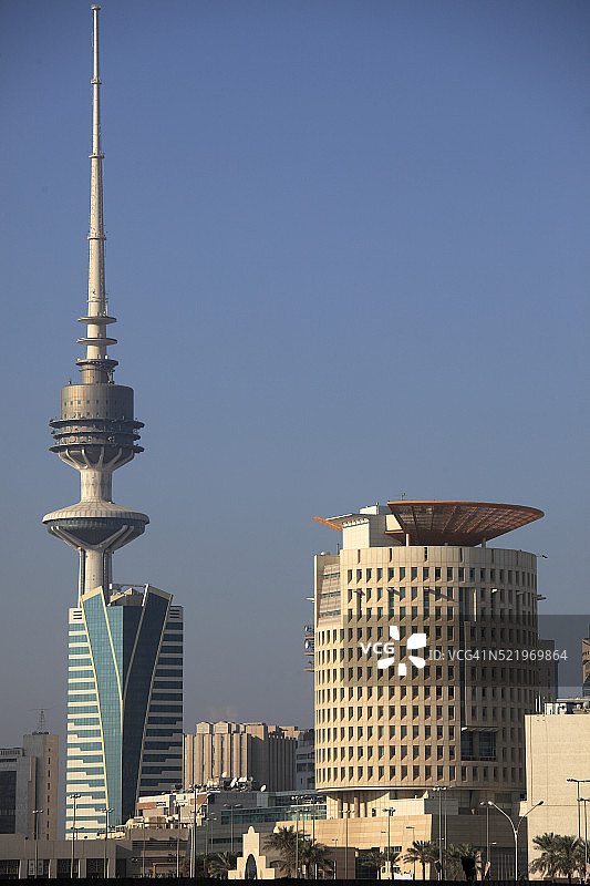 科威特城解放塔天际线图片素材