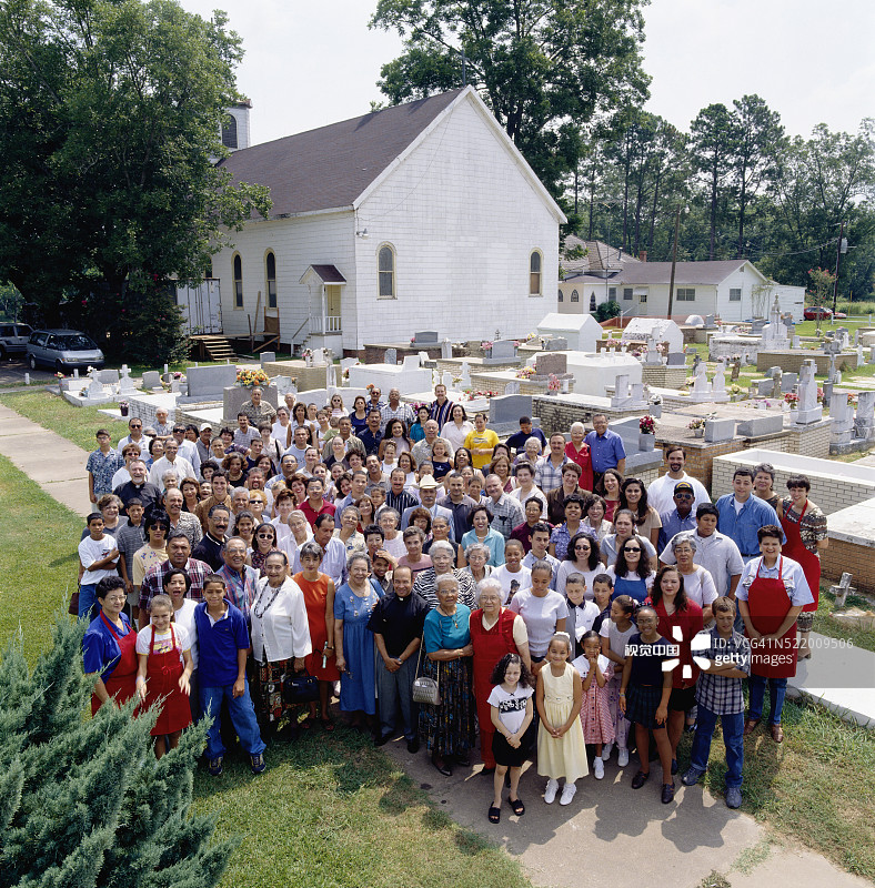 路易斯安那州圣奥古斯丁教堂家庭团聚图片素材